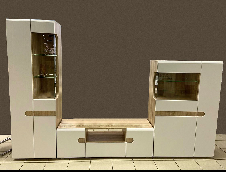 Леонардо Белый полуглянец