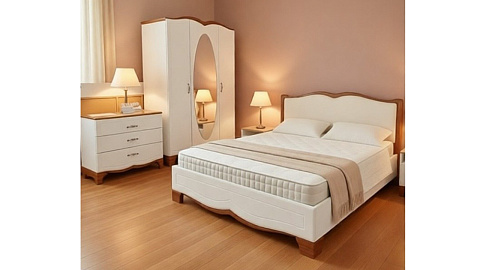 Тиффани Груша